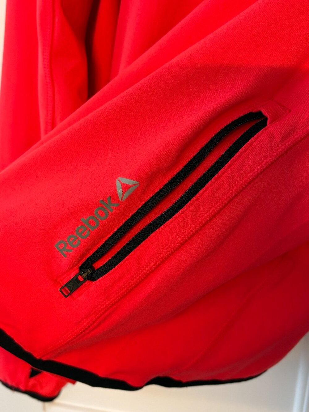 Reebok Reflective Sweater - Picture 3 of 4